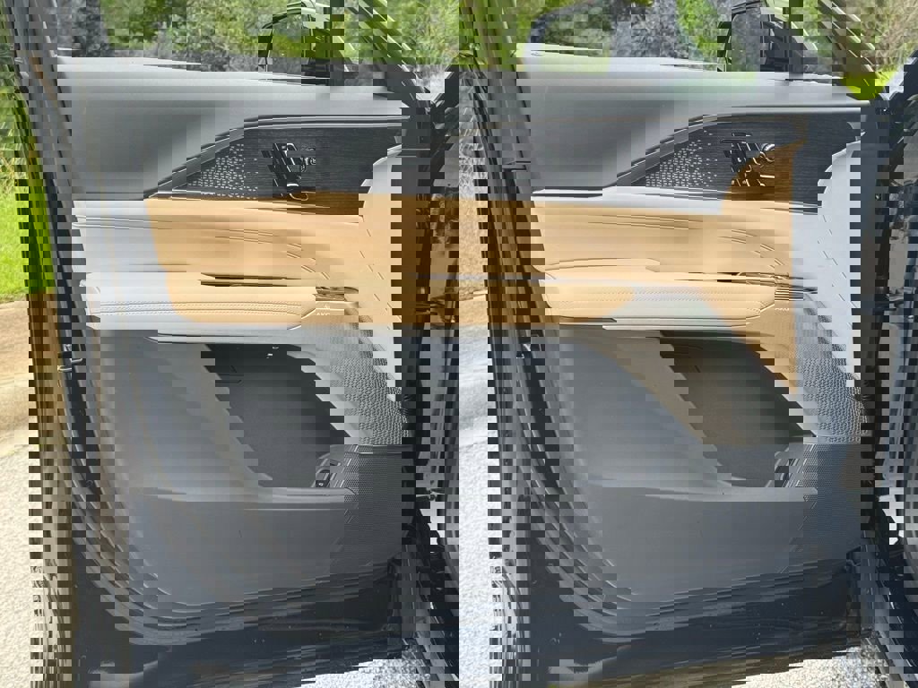 New 2025 Cadillac Lyriq Sport w/ Nappa Leather Package image 17