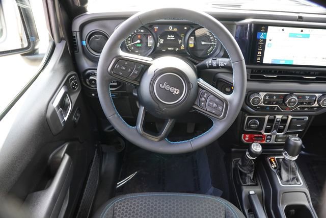 Certified 2025 Jeep Wrangler Unlimited Rubicon 4xe w/ Safety Group image 19