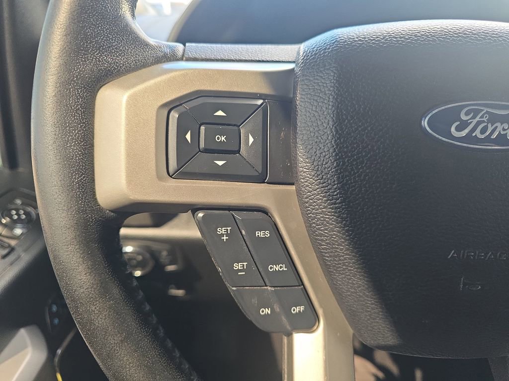 Used 2020 Ford F150 Lariat image 17