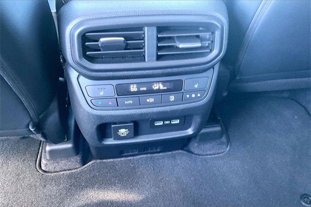 Used 2023 Honda Pilot Elite image 32