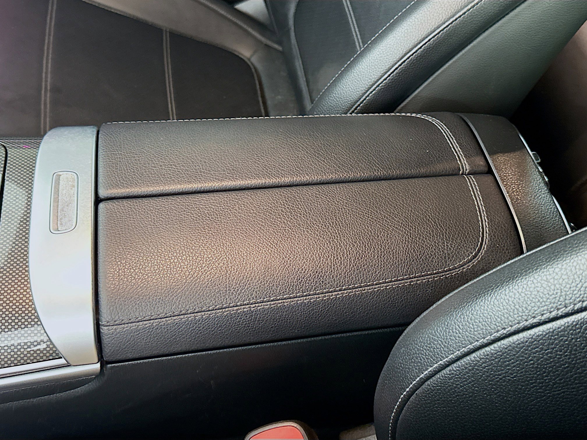 Used 2022 Mercedes-Benz C 300 4MATIC Sedan w/ Exclusive Trim Package image 18