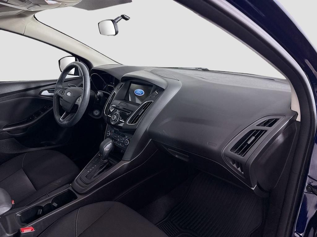 Used 2017 Ford Focus SEL w/ Cold Weather Package image 19