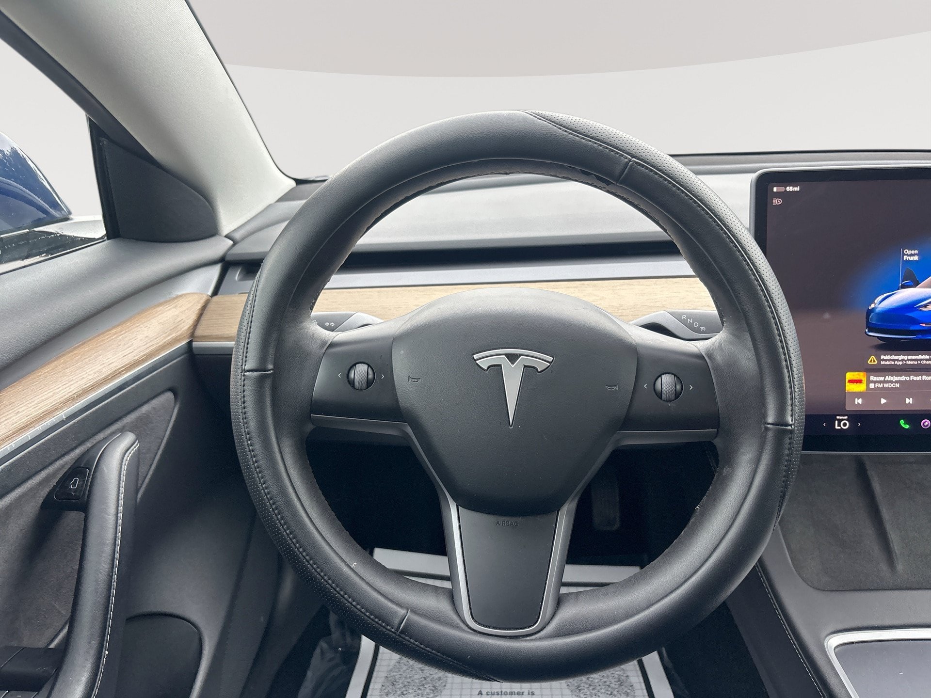 Used 2023 Tesla Model 3 Standard Range RWD image 11