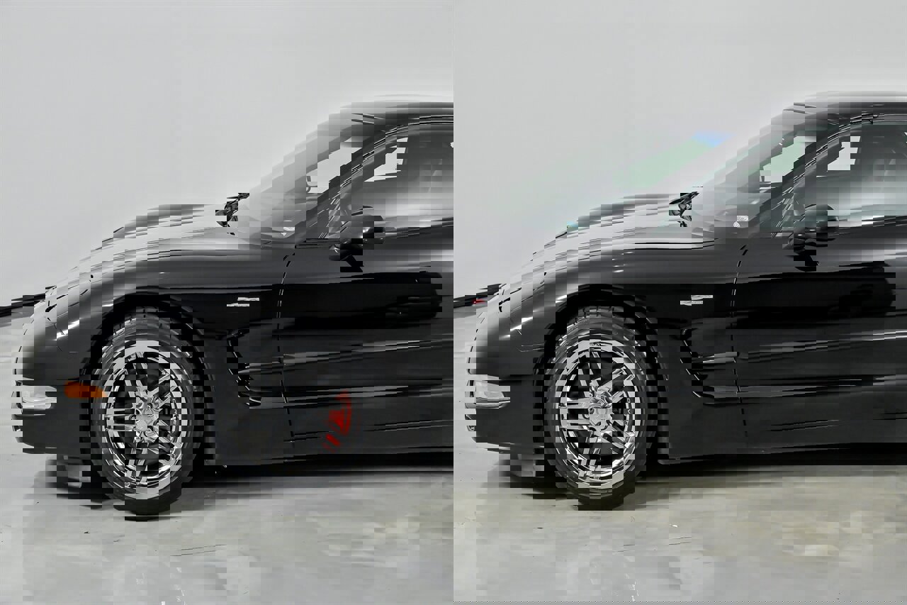 Used 2003 Chevrolet Corvette Z06 w/ Memory Package, 3 Drivers image 7