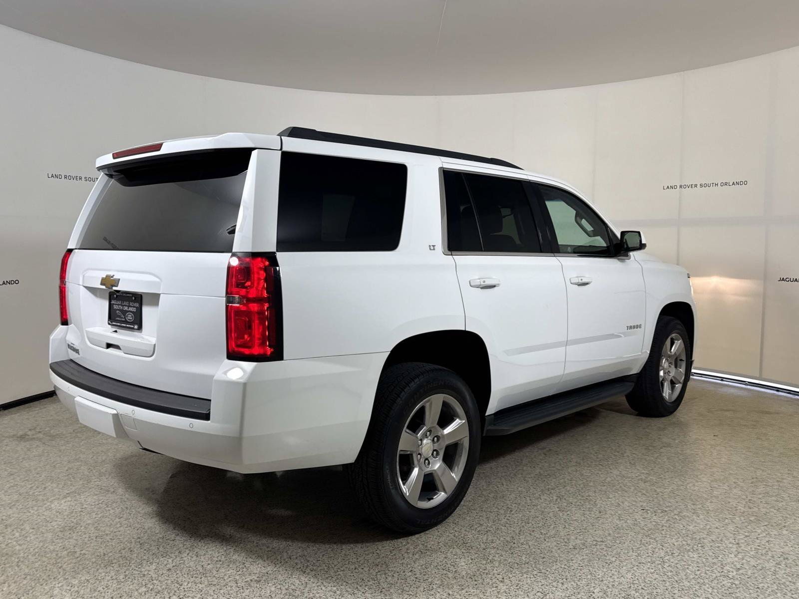 Used 2019 Chevrolet Tahoe LT w/ Luxury Package AWD/4WD image 5
