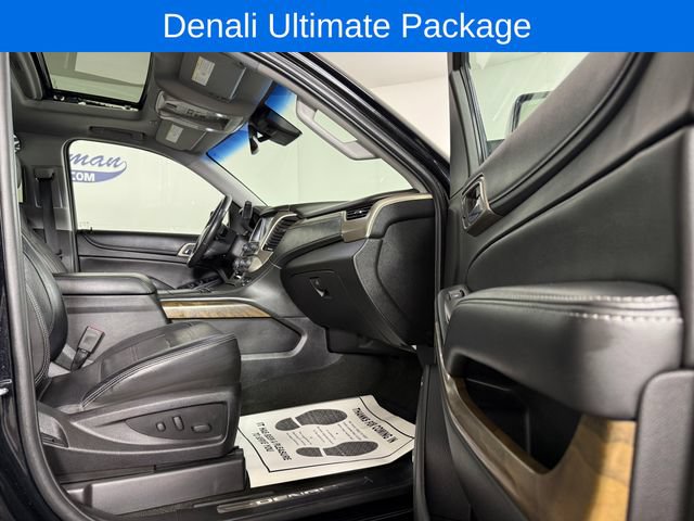 Used 2018 GMC Yukon Denali w/ Denali Ultimate Package AWD/4WD image 18