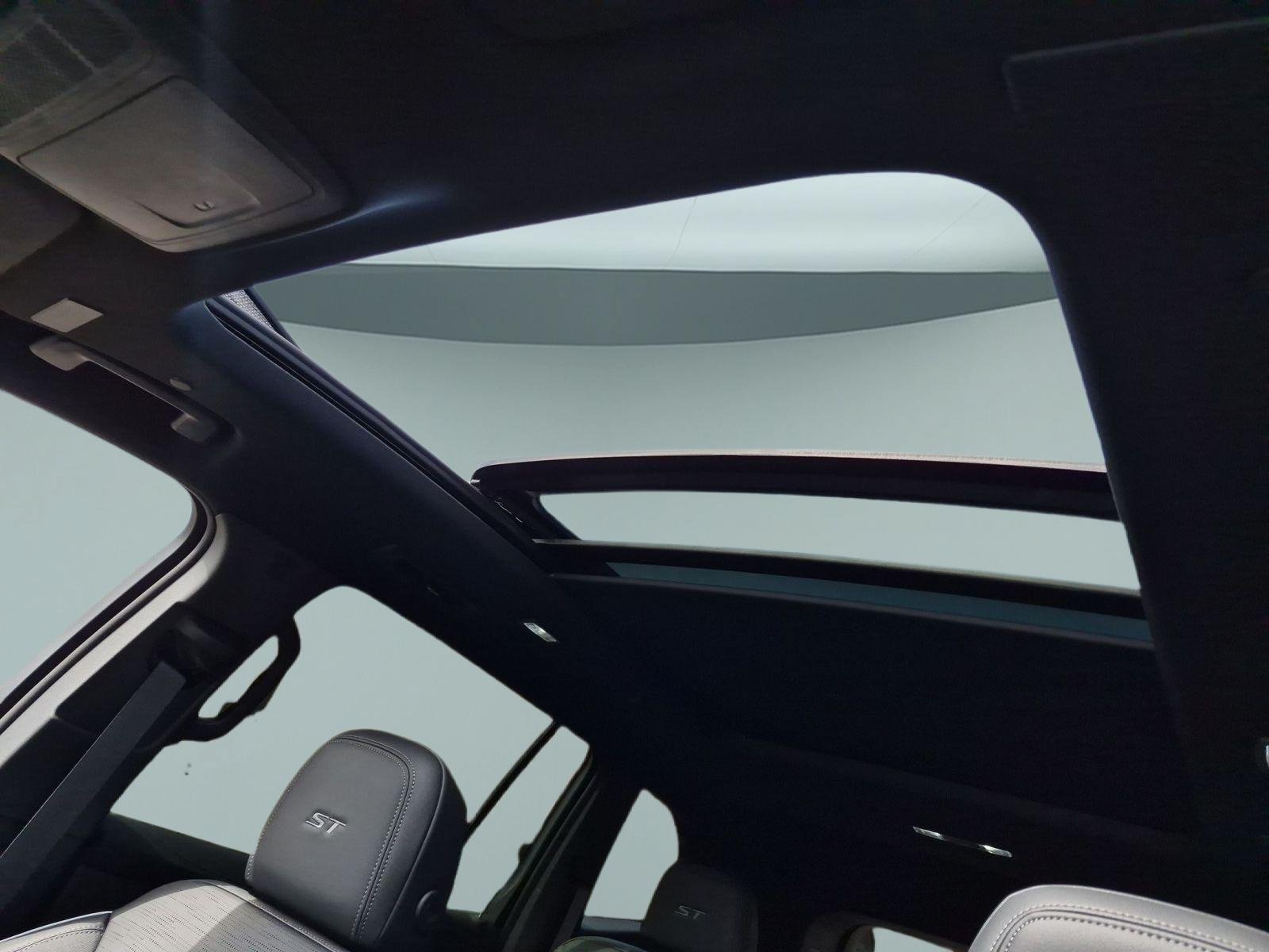 New 2026 Buick Enclave Sport Touring w/ Power Package FWD image 18