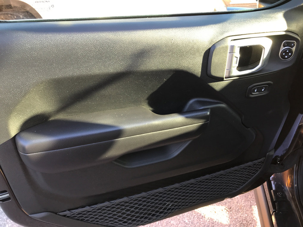 Used 2020 Jeep Wrangler Unlimited Rubicon w/ Dual Top Group image 11