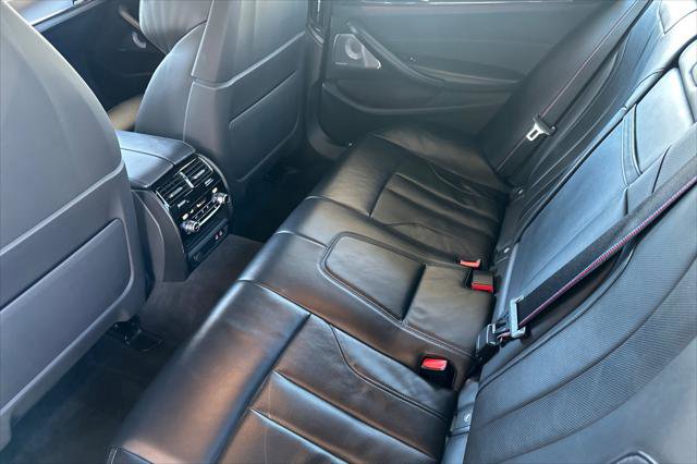 Used 2023 BMW M5 w/ Competition Package image 11