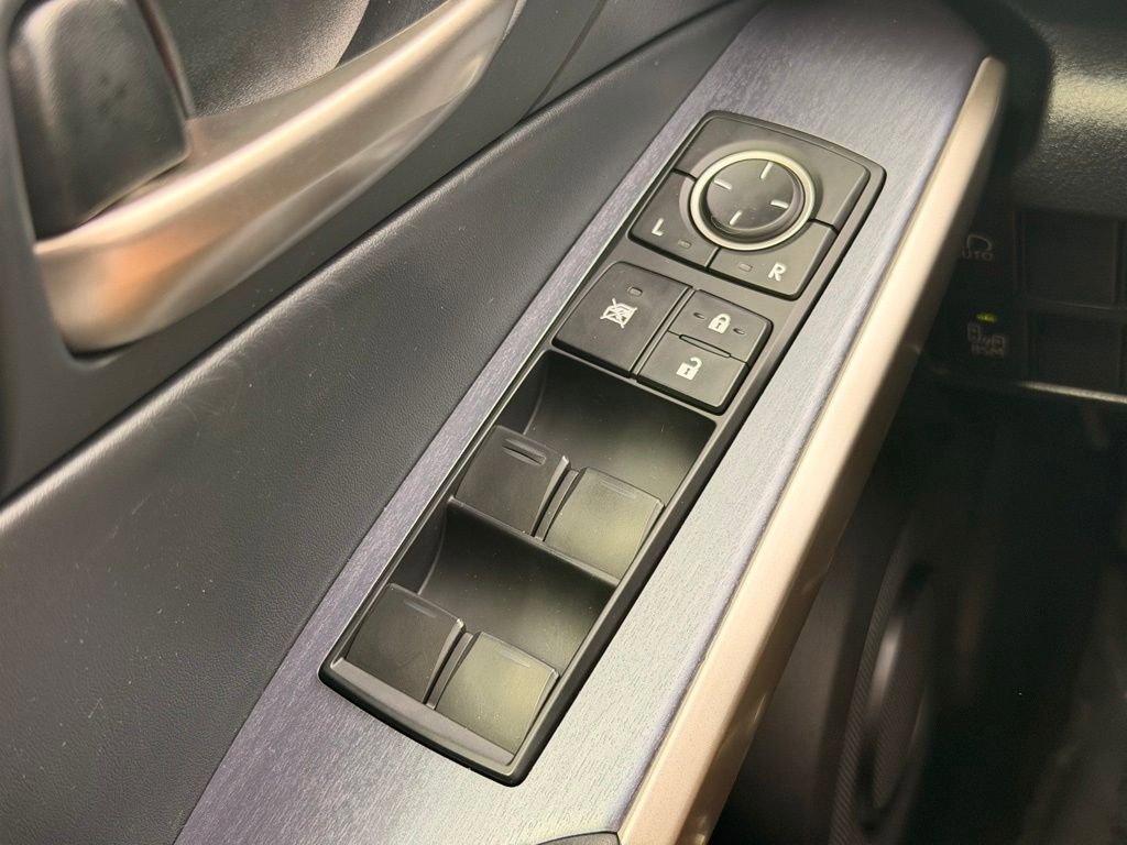 Used 2020 Lexus IS 300 F Sport w/ Blackline Edition RWD image 29