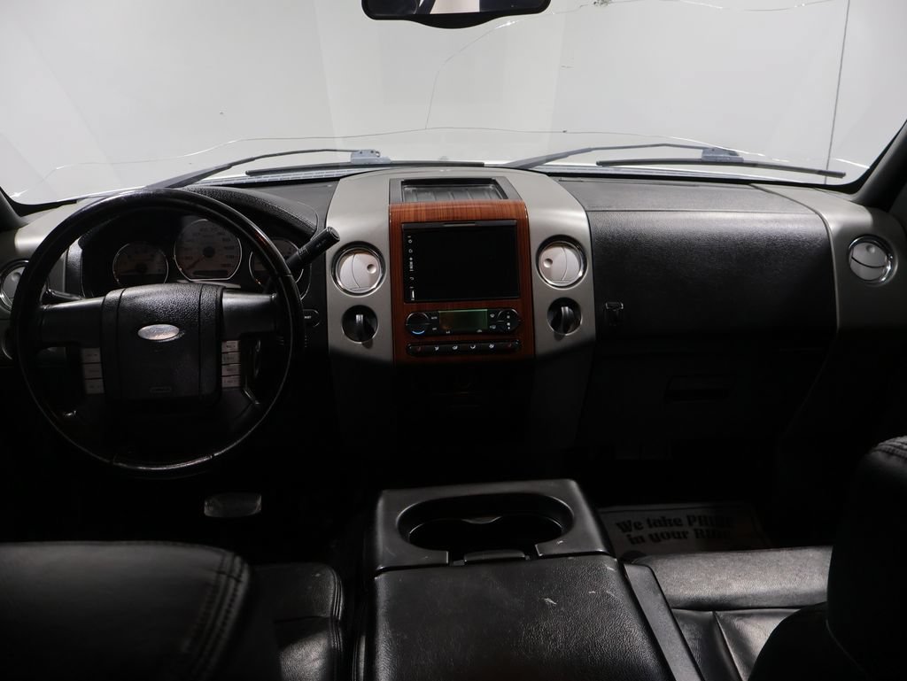 Used 2005 Ford F150 Lariat AWD/4WD image 18