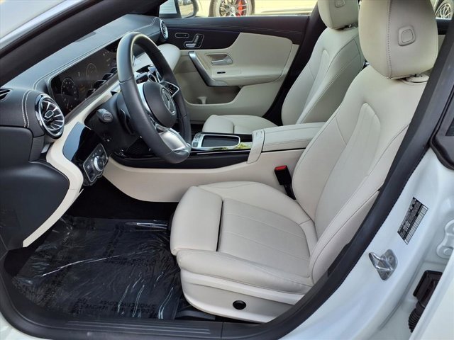 Used 2025 Mercedes-Benz CLA 250 image 12