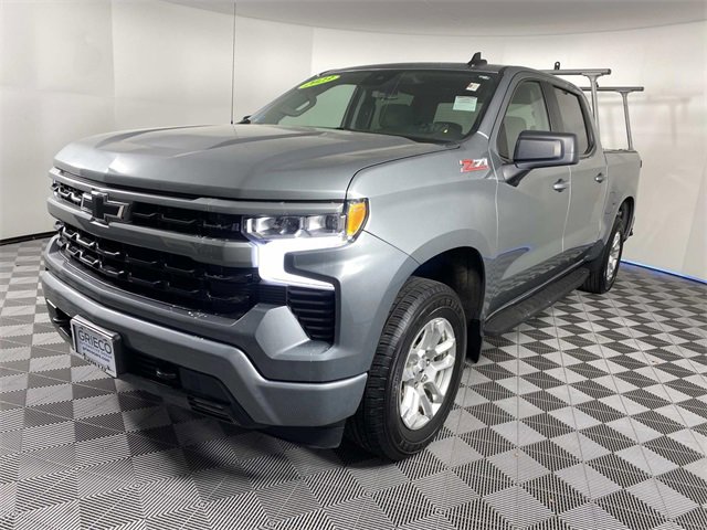 Used 2023 Chevrolet Silverado 1500 RST w/ Z71 Off-Road Package image 4