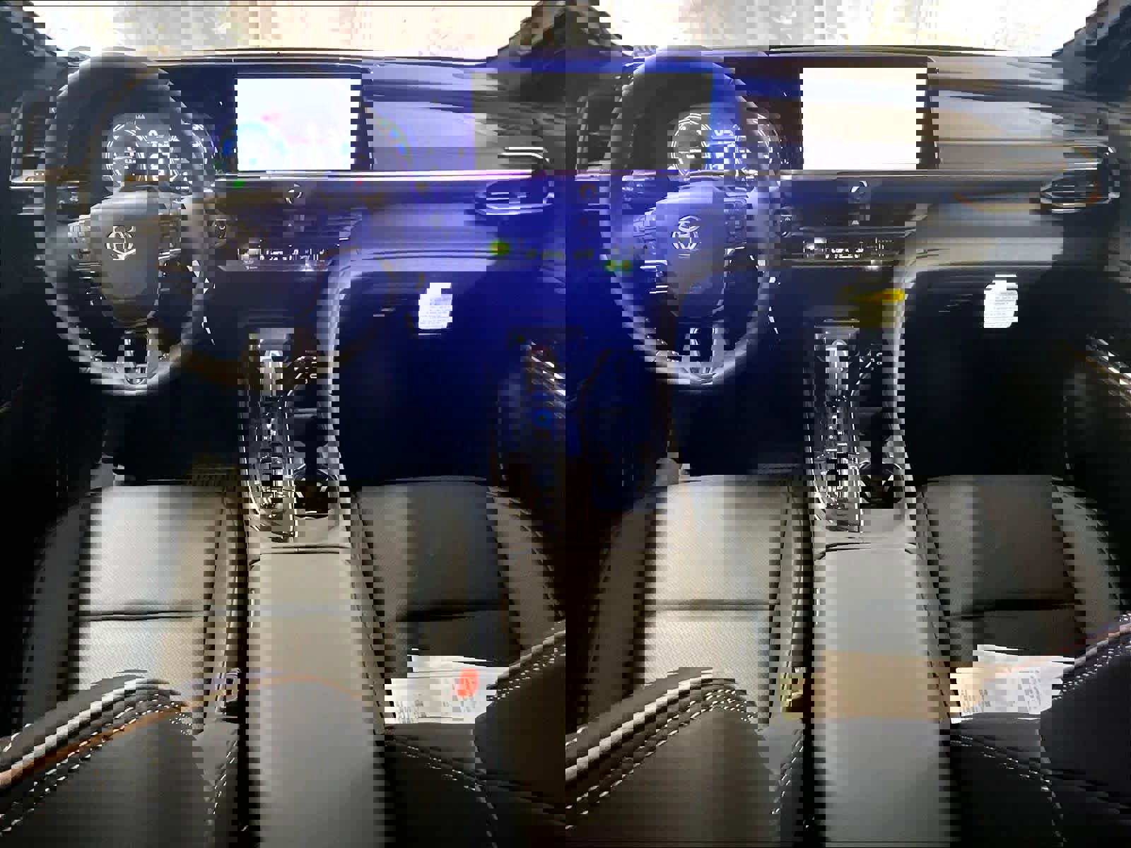 New 2026 Toyota Crown Platinum image 12