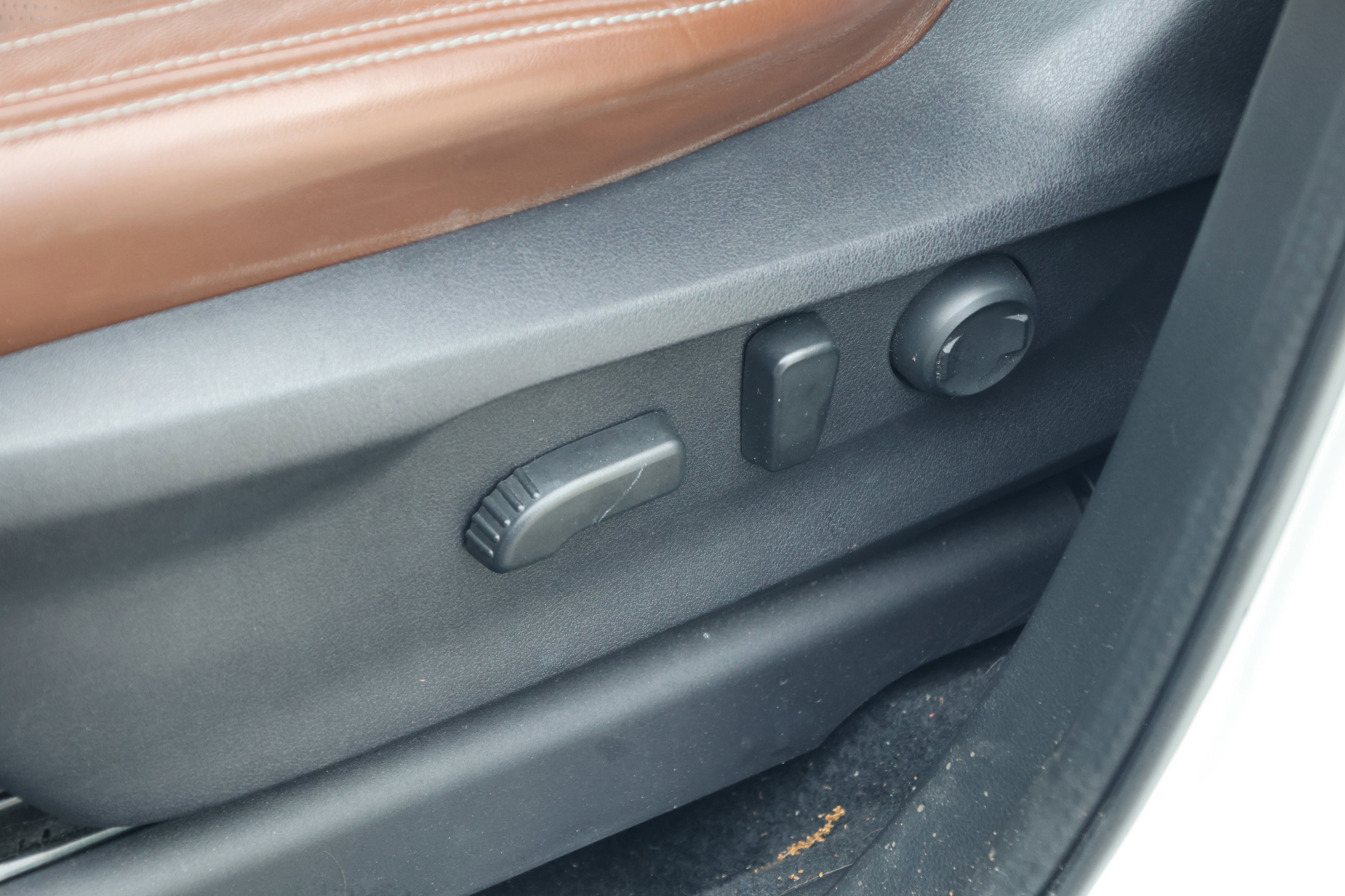 Used 2020 Subaru Ascent Touring w/ Popular Package #2A AWD/4WD image 35