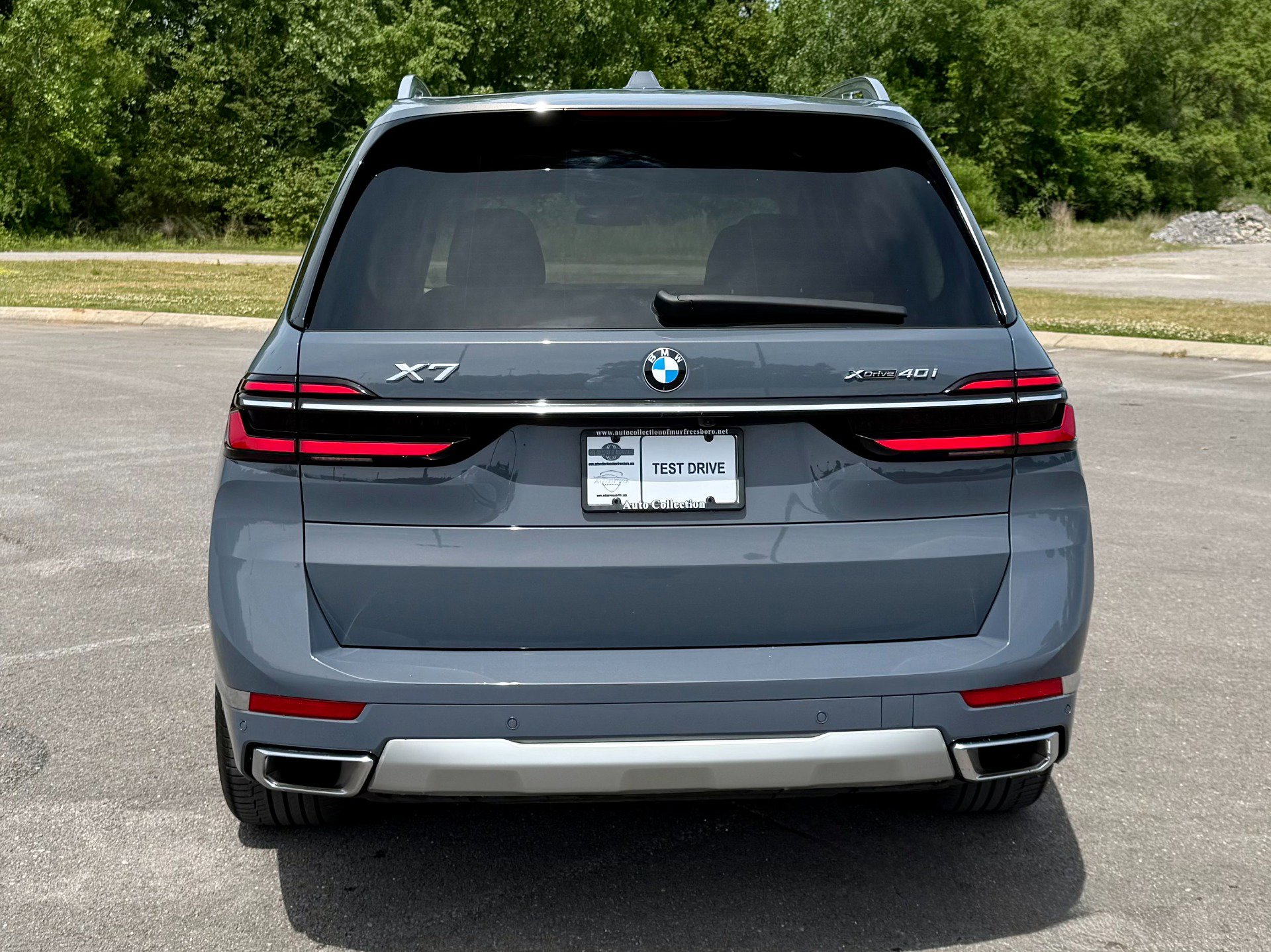 Used 2023 BMW X7 xDrive40i w/ Executive Package AWD/4WD image 5