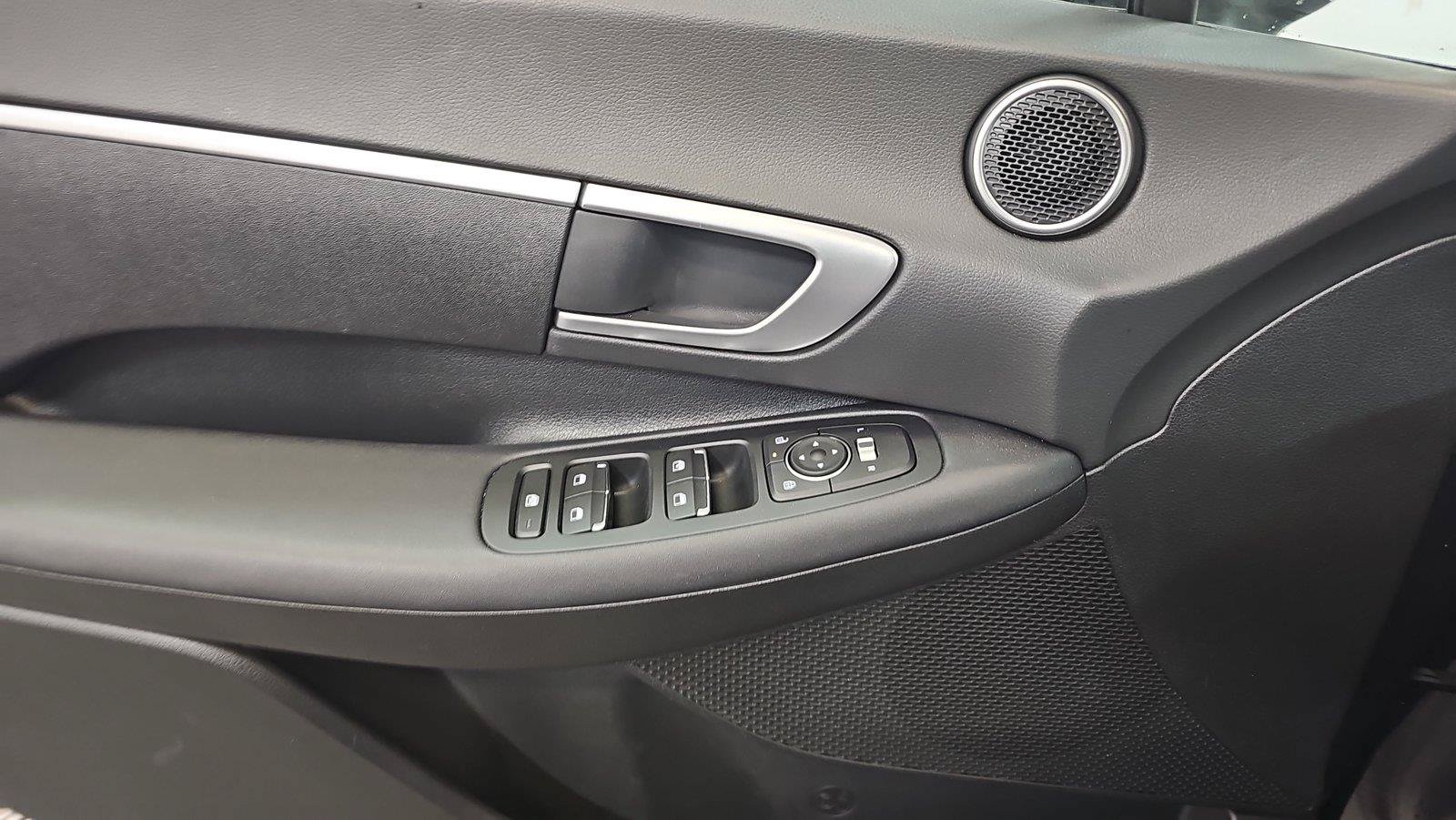 Certified 2026 Hyundai Sonata SE FWD image 23