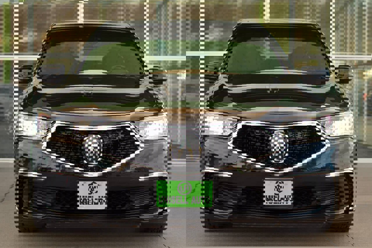 Used 2018 Acura RLX w/ Technology Package image 4