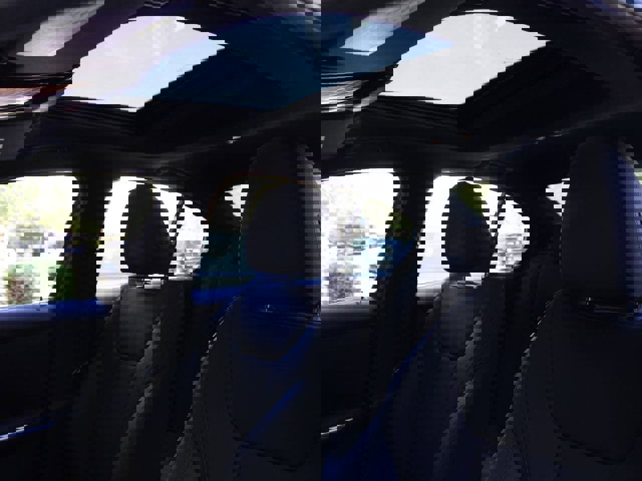 Used 2021 BMW 330i Sedan w/ Premium Package RWD image 24