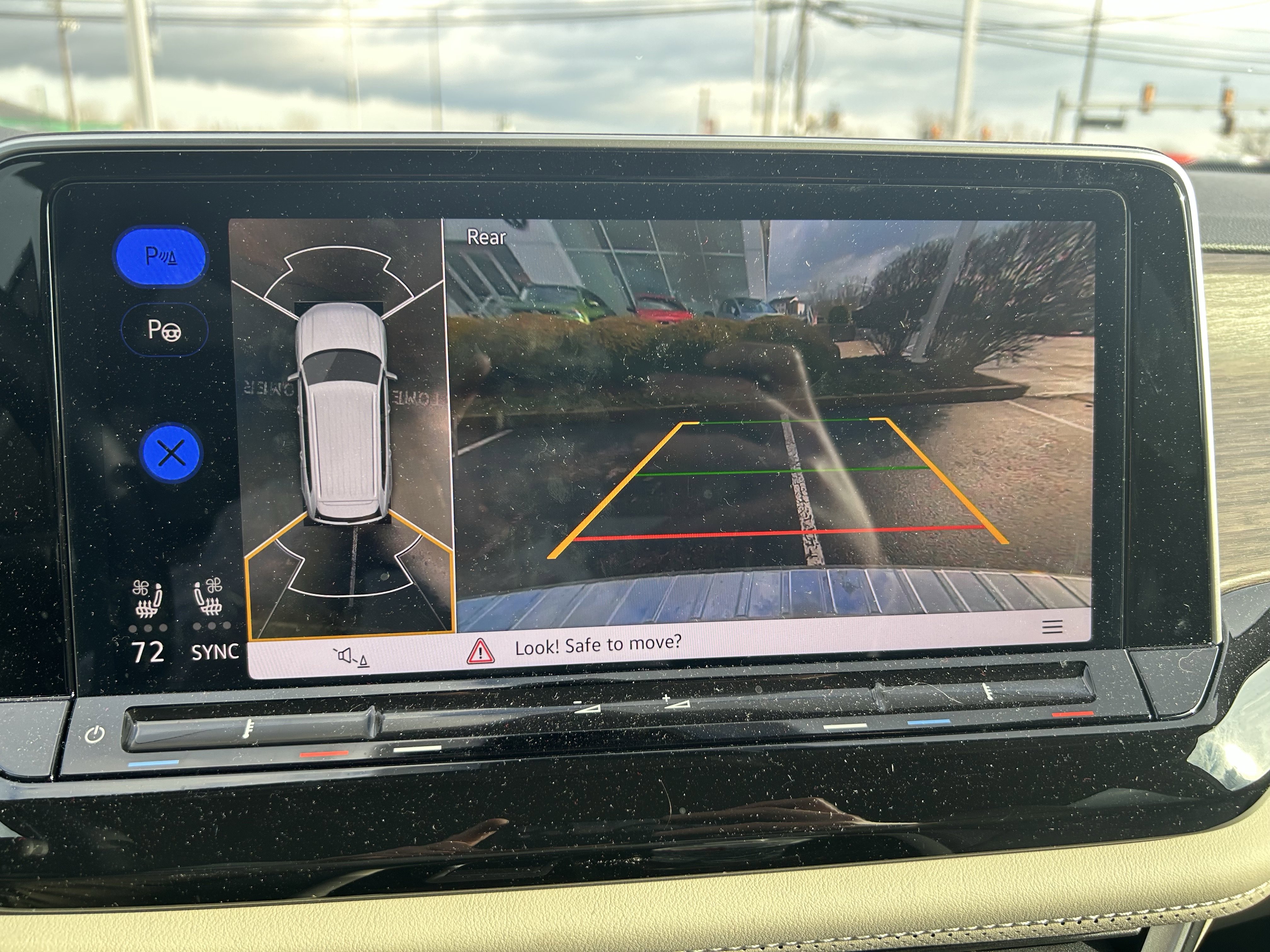 New 2026 Volkswagen Atlas SEL Premium R-Line image 13