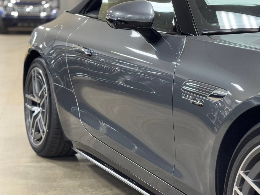 New 2025 Mercedes-Benz SL 63 AMG 4MATIC image 5