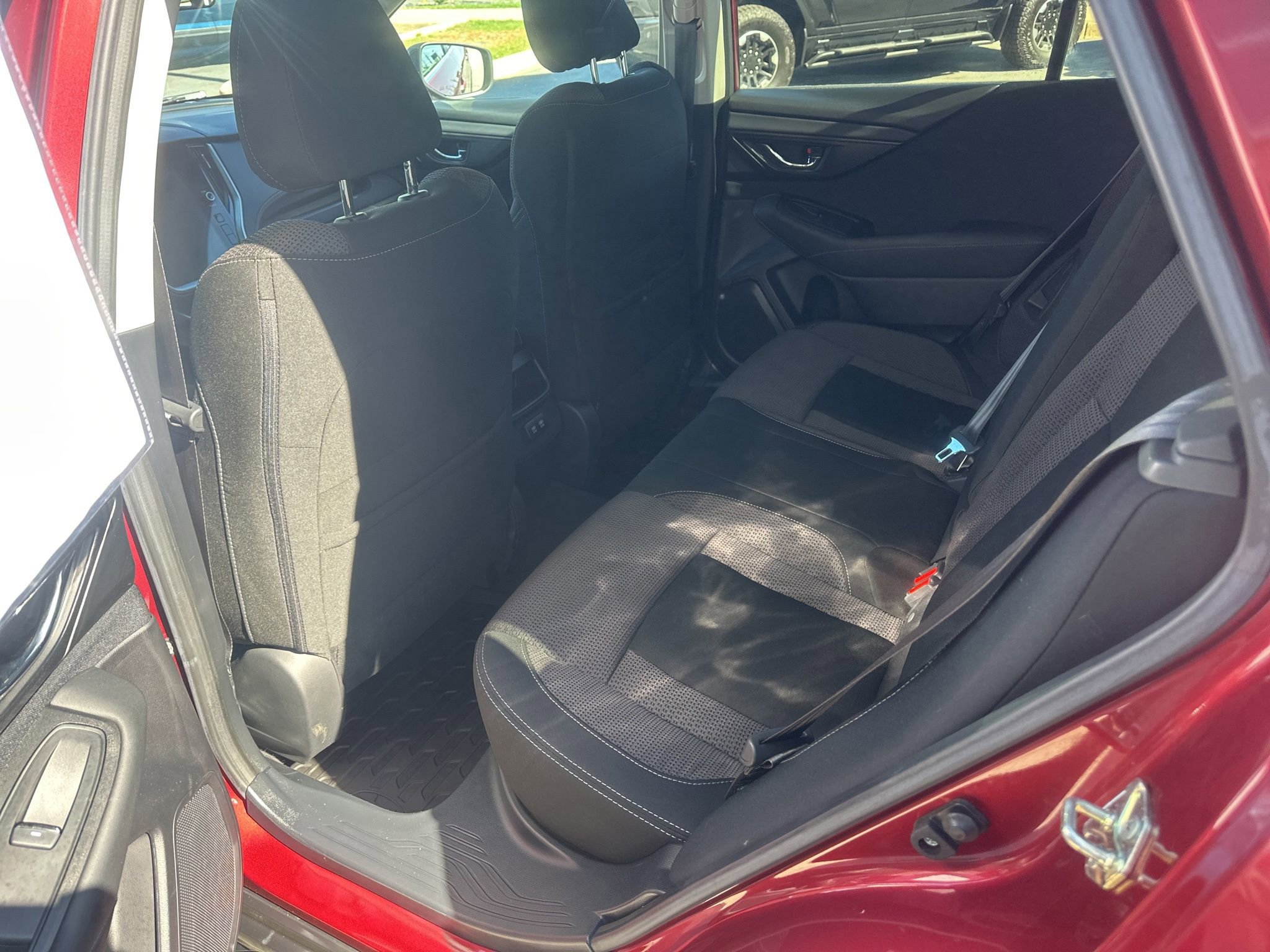 Used 2020 Subaru Outback Premium AWD/4WD image 17