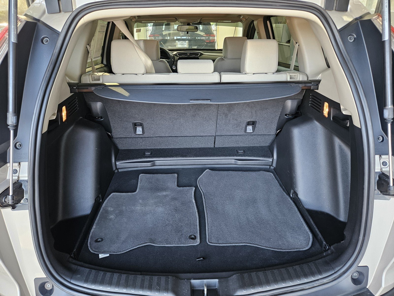 Used 2018 Honda CR-V EX image 10