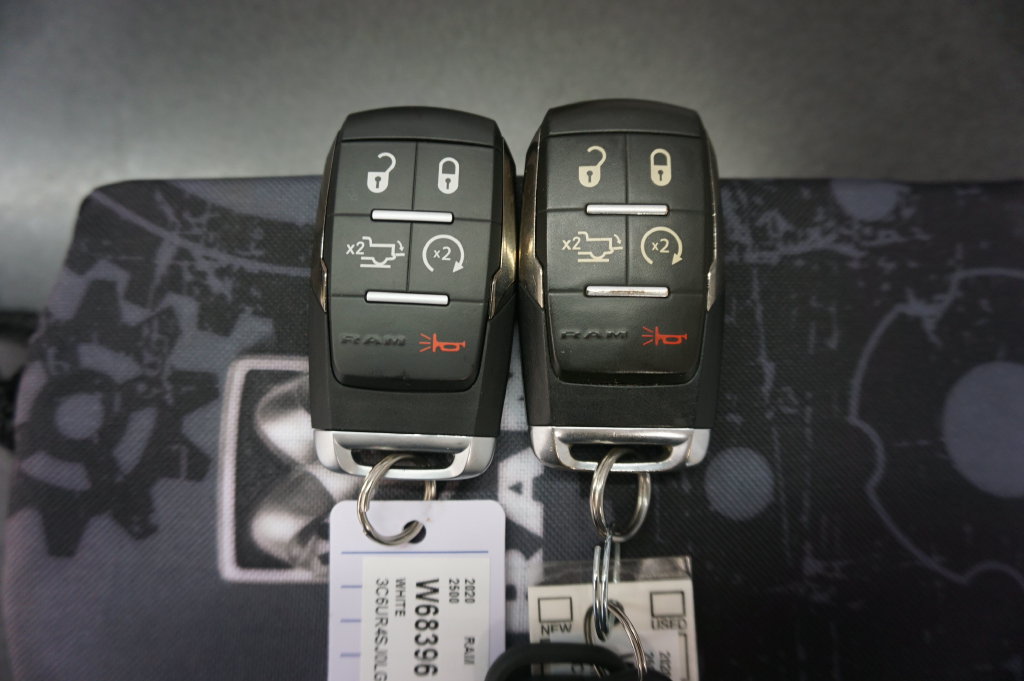 Used 2020 RAM 2500 Limited RWD image 18