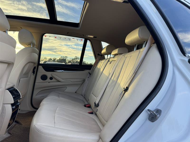 Used 2015 BMW X5 xDrive35d AWD/4WD image 21