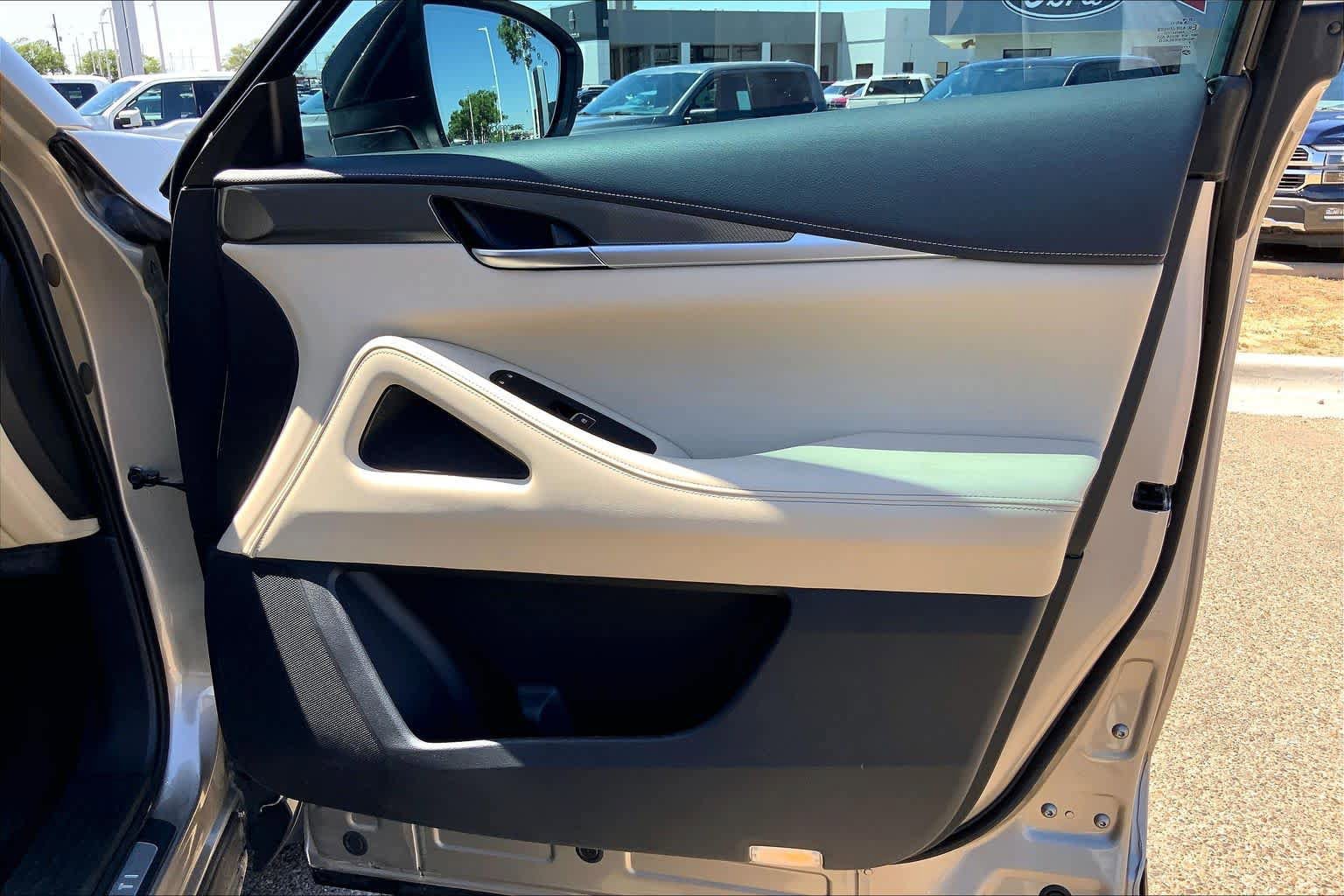 Used 2022 INFINITI QX60 Luxe w/ Cargo Package AWD/4WD image 23