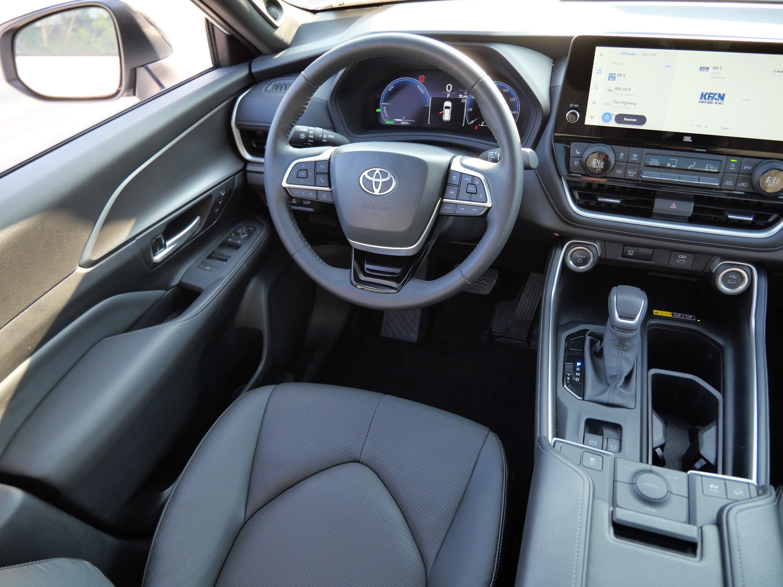Certified 2026 Toyota Grand Highlander AWD Hybrid image 10