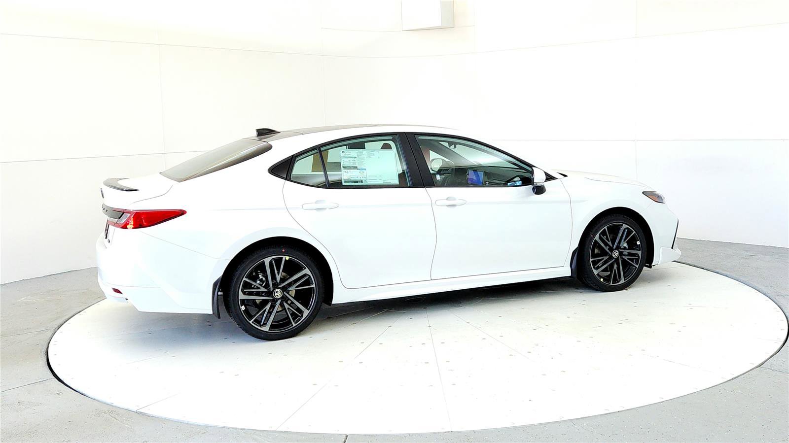 New 2026 Toyota Camry XSE AWD/4WD image 6