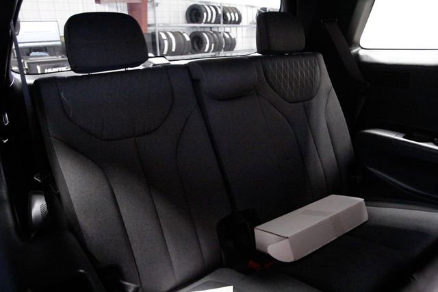 Used 2022 Hyundai Palisade SE image 19