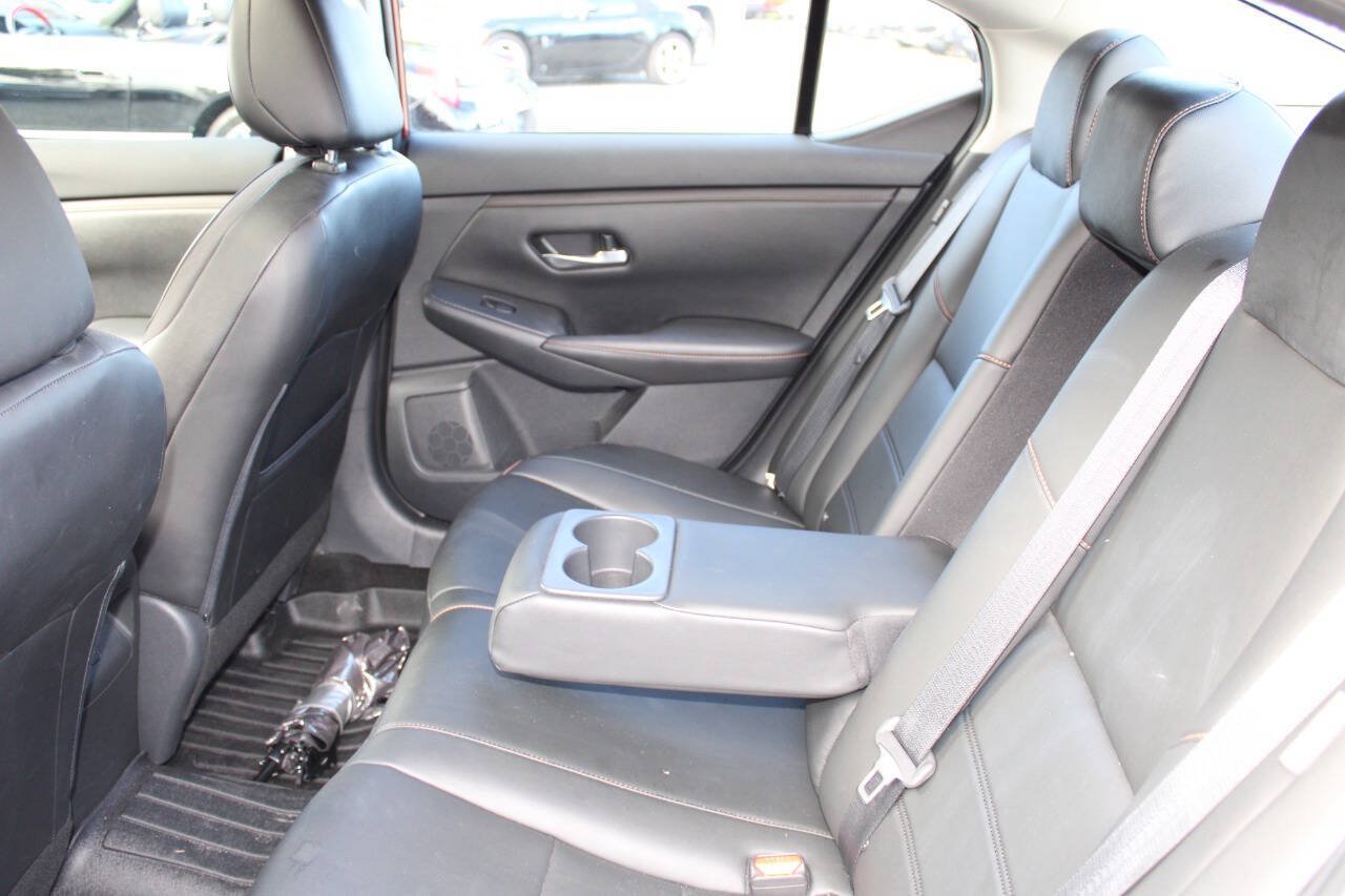 Used 2021 Nissan Sentra SR w/ SR Premium Package FWD image 19