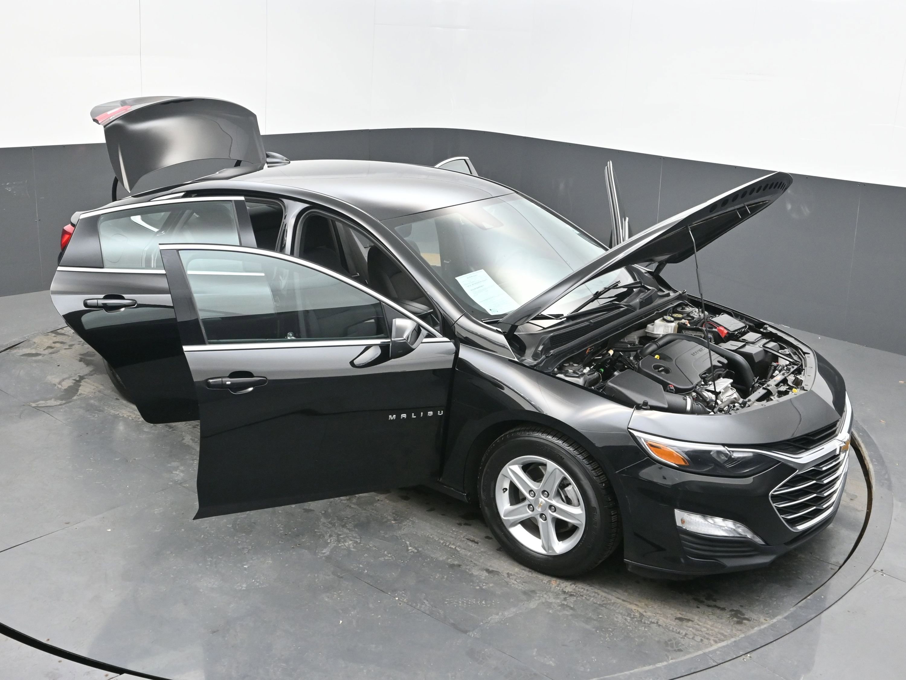 Used 2024 Chevrolet Malibu LT image 38