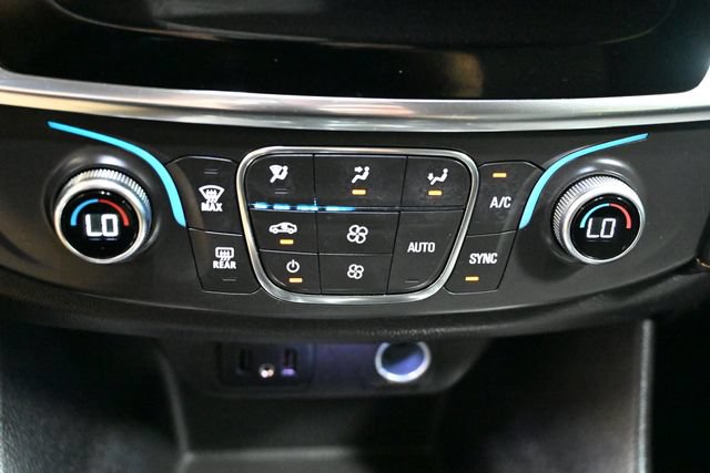 Used 2021 Chevrolet Traverse LS FWD image 30