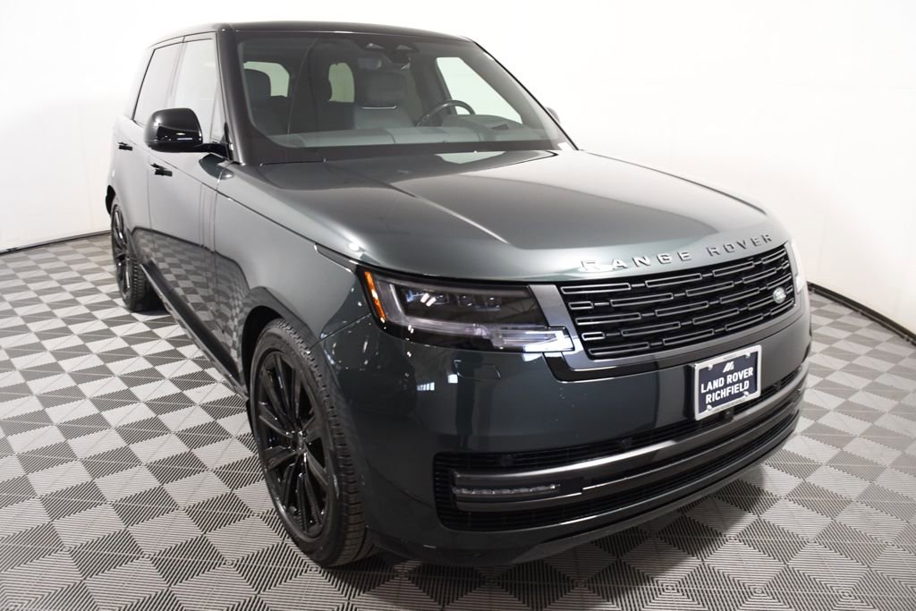 Used 2025 Land Rover Range Rover Autobiography image 9