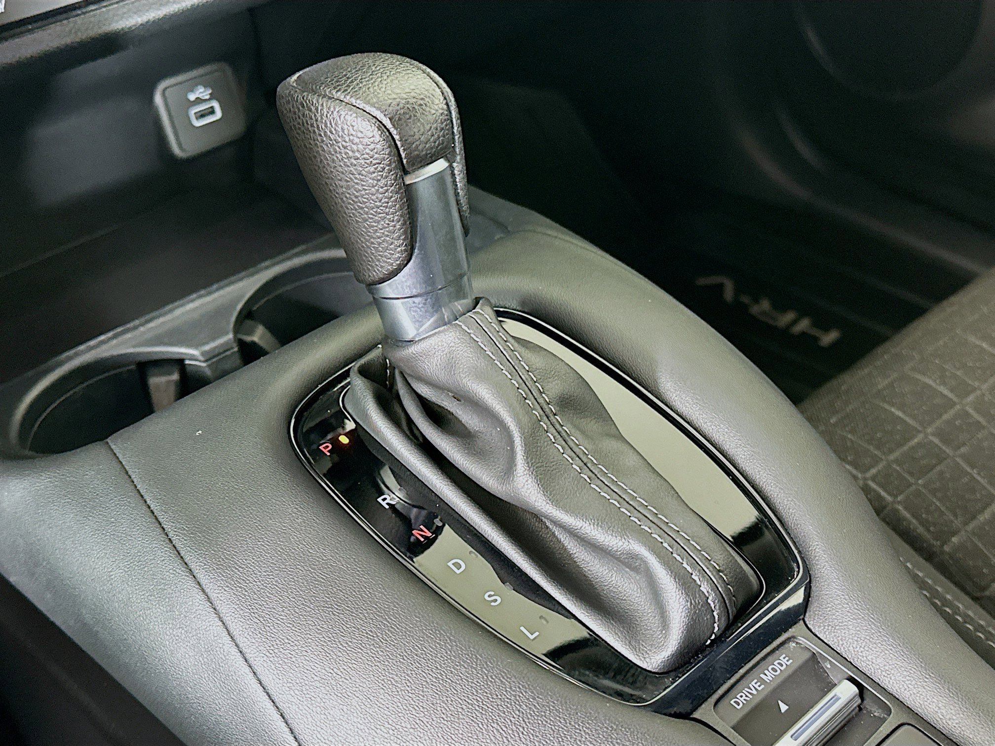 Used 2023 Honda HR-V LX image 23