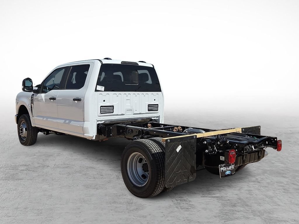 New 2026 Ford F350 XL w/ XL Chrome Package AWD/4WD image 7