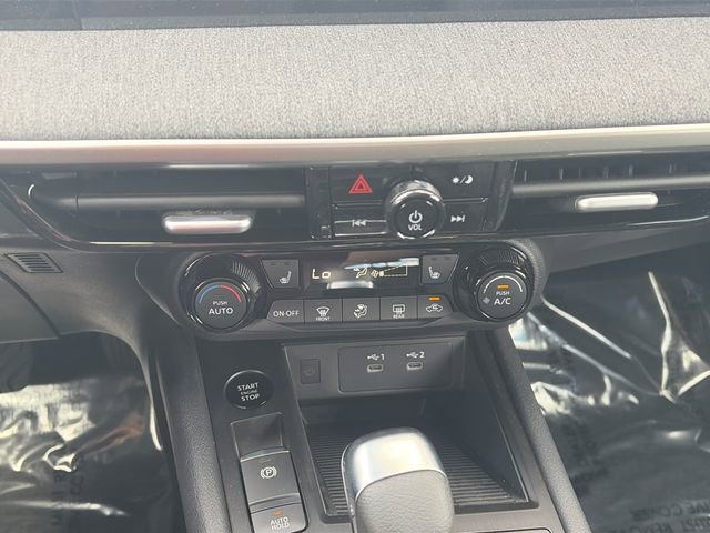 New 2026 Nissan Kicks SV w/ Cold Weather Package FWD image 18