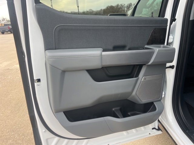 Used 2022 Ford F150 Lariat w/ Equipment Group 501A Mid image 43