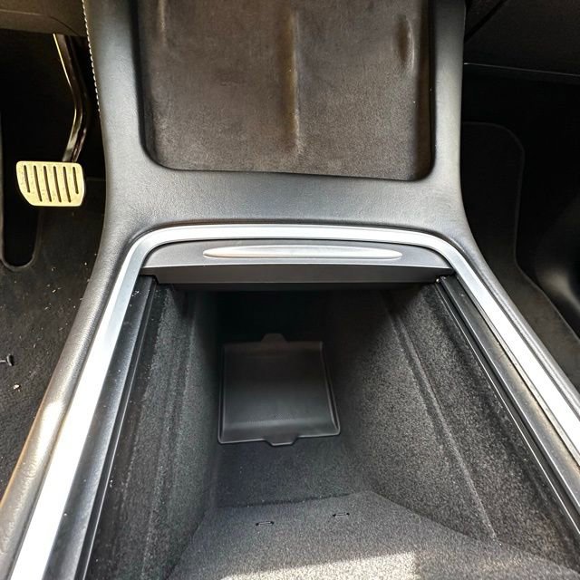 Used 2021 Tesla Model Y Performance image 10