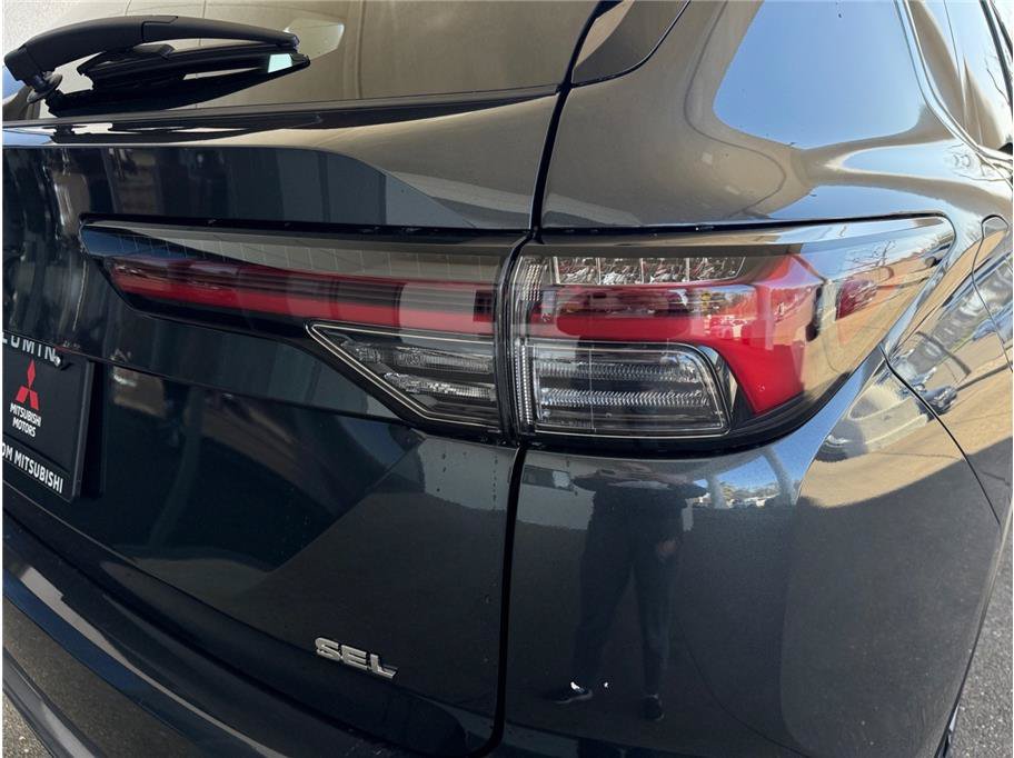 New 2026 Mitsubishi Outlander SEL FWD image 26