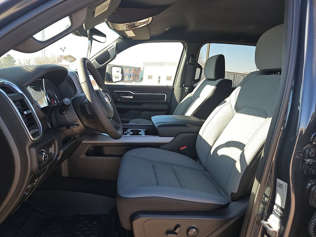 New 2026 RAM 1500 Big Horn AWD/4WD image 15