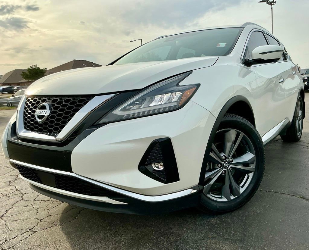 Used 2022 Nissan Murano Platinum w/ Cargo Package image 2