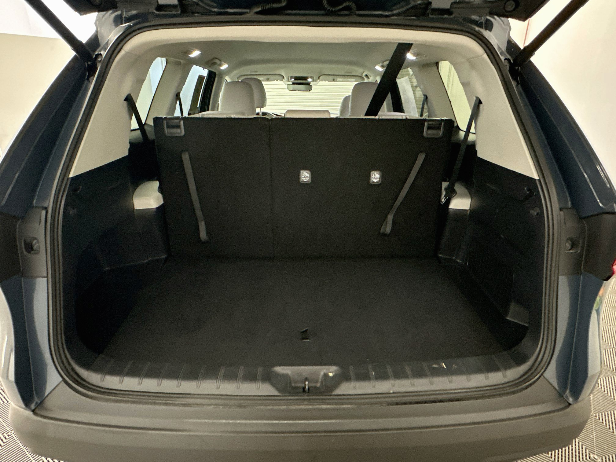 Used 2026 Toyota Grand Highlander AWD image 31