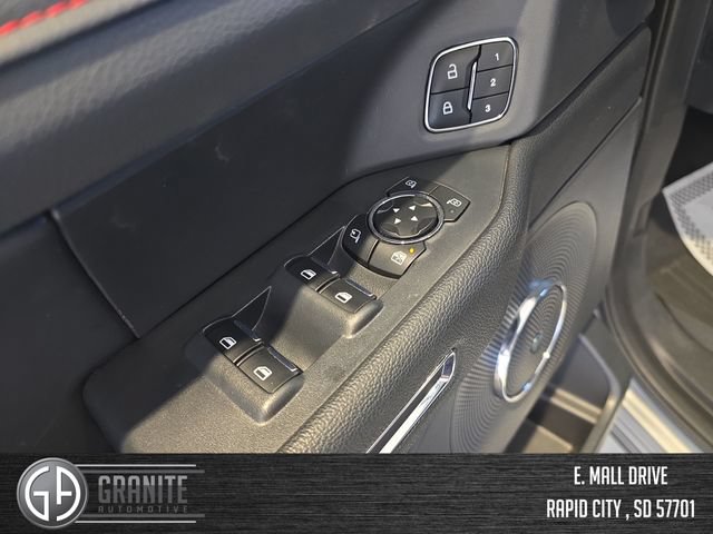 Used 2024 Ford Expedition Limited AWD/4WD image 12