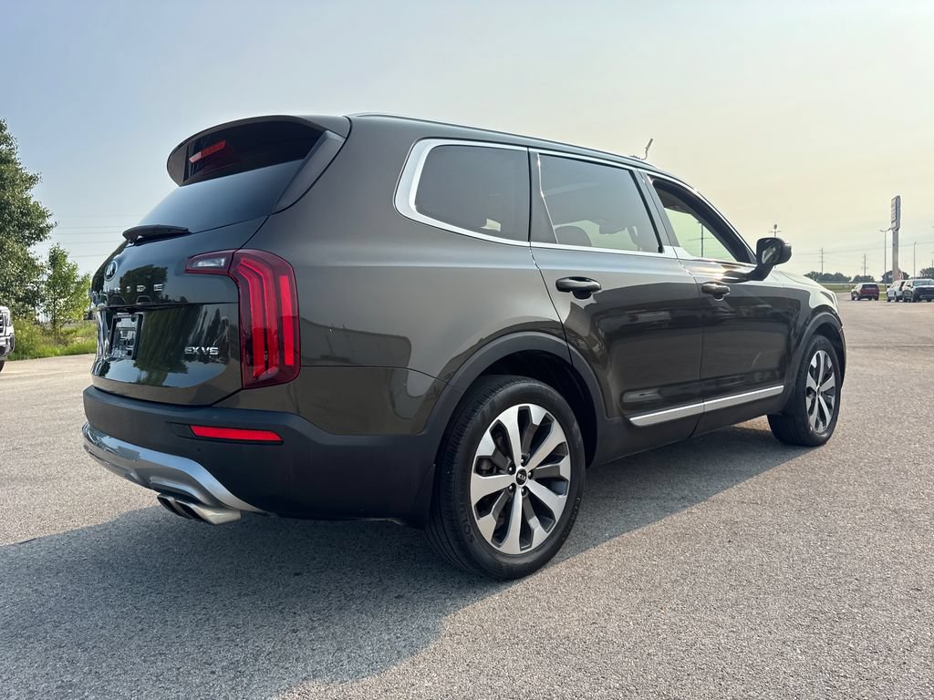 Used 2021 Kia Telluride EX w/ EX Premium Package FWD image 7