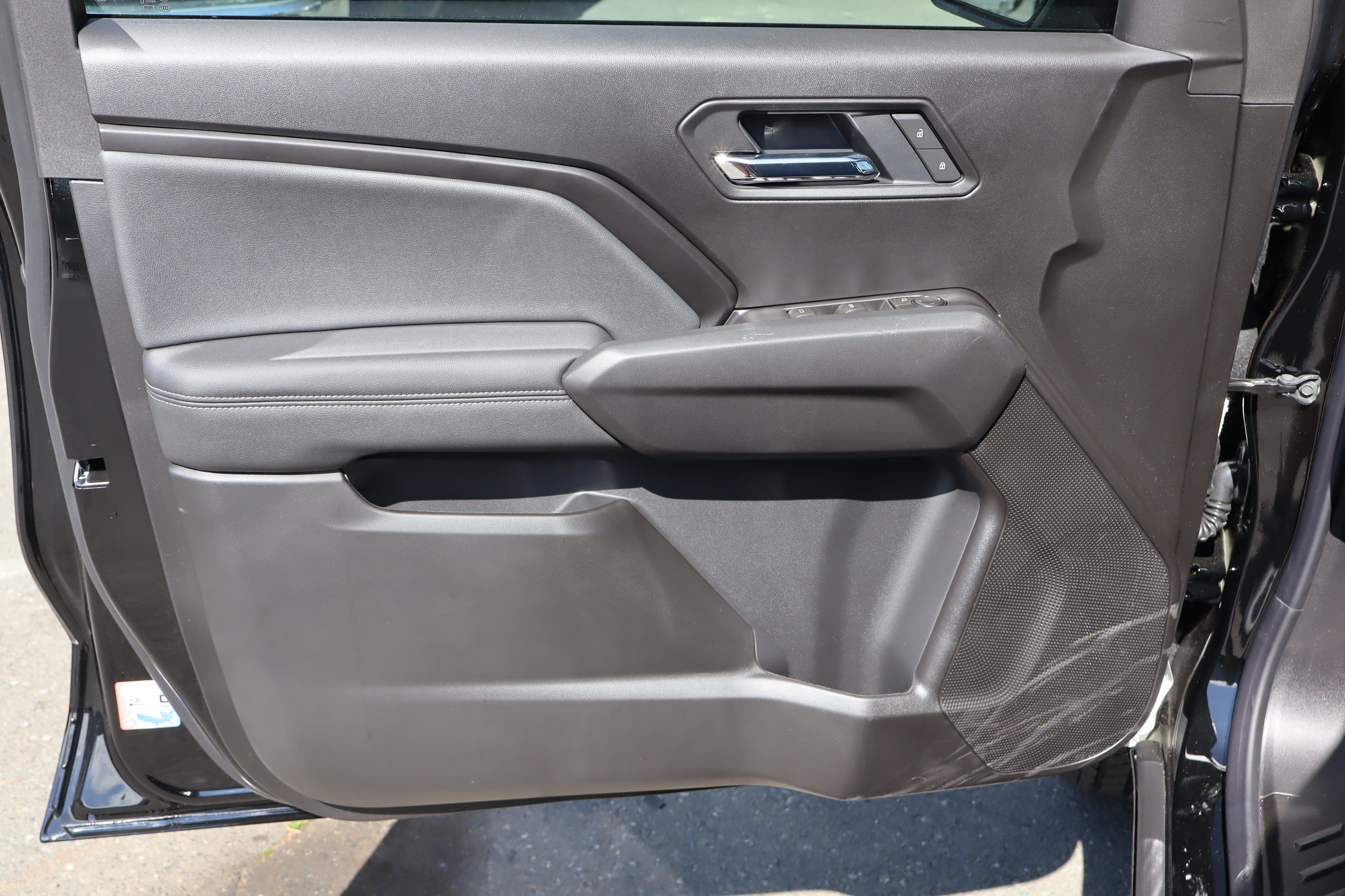 New 2026 Chevrolet Colorado LT w/ LT Convenience Package RWD image 11