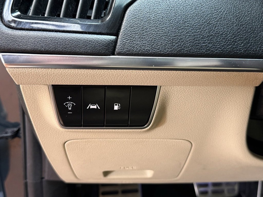 Used 2022 Kia Stinger GT-Line w/ Sun & Sound Package image 24